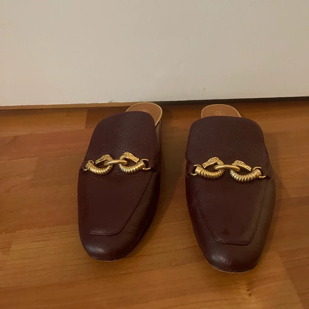 Tory Burch Women's Brown Leather Chain-Trim Mules